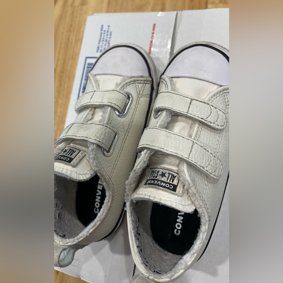 Converse Chuck Taylor All Star Easy On Leather Shoes - Picture 5 of 6